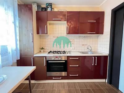 квартира по адресу Карпатської Січі ул., 6а