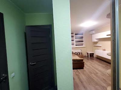 квартира за адресою Соломії Крушельницької вул., 13