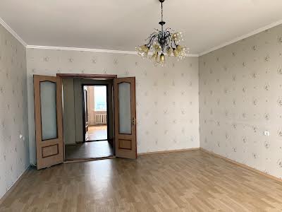 квартира по адресу Николая Амосова ул., 4