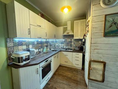 квартира за адресою Радистів вул., 34-Б