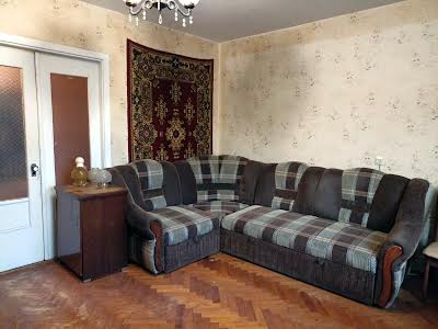 квартира за адресою Бандери Степана просп., 98