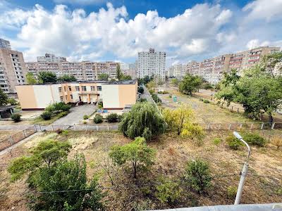 квартира по адресу Бажана Николая просп., 7 б