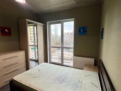 квартира за адресою Метрологічна вул., 11а