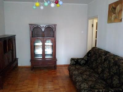 квартира за адресою Приозерна вул., 10г
