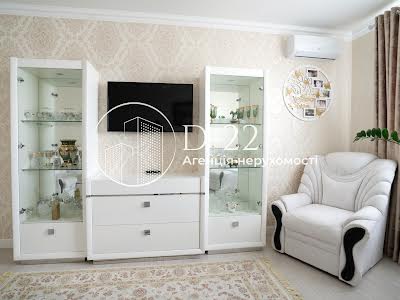 квартира по адресу Ревуцкого ул., 40-Г