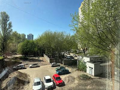 квартира за адресою Ростиславська вул. (Маршала Рибалка), 5-А