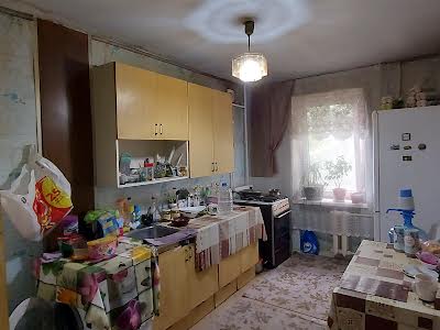 квартира по адресу Квітнева ул., 4а