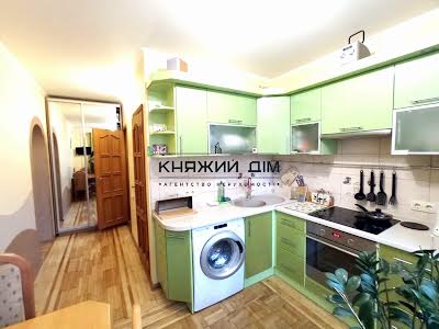 квартира по адресу Урловская ул., 3