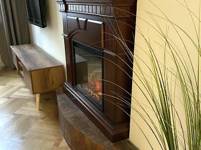 квартира за адресою Пекарська, 24
