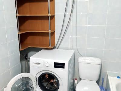 квартира за адресою Райдужний масив вул., 4