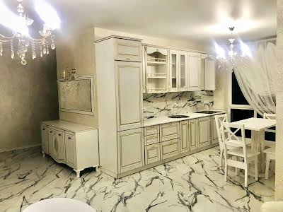 квартира за адресою Микільсько-Слобідська вул., 8