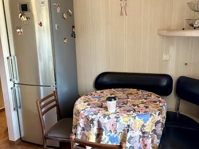 квартира за адресою Червоної Калини просп. (Володимира Маяковського), 52