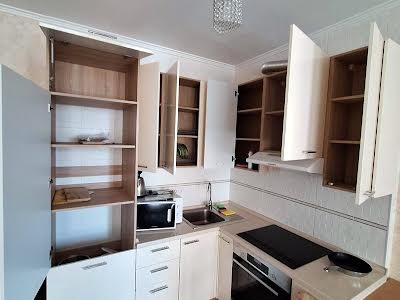 квартира за адресою Каховська вул., 62а