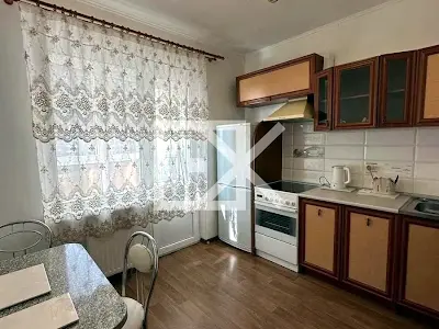 квартира за адресою Софії Русової вул., 7