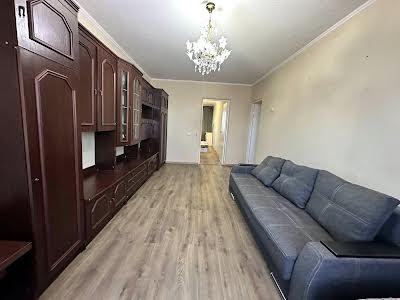 квартира за адресою Озерна вул., 28