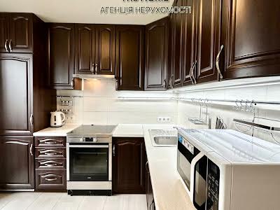 квартира за адресою Деміївська вул., 45 А