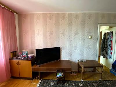квартира за адресою Миколи Закревського вул., 33