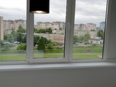 квартира за адресою Леся Курбаса вул., 10