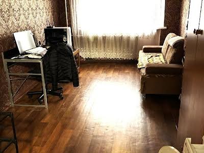 кімната за адресою Космонавтів вул., 25/3