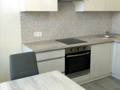 квартира за адресою Перлинна вул., 7