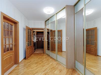 квартира по адресу Здолбуновская ул., 3-Г
