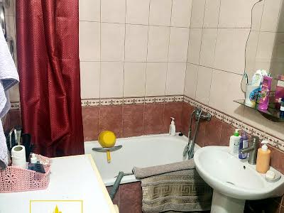 квартира за адресою Лікаря Овксентія Богаєвського вул. (40 років Жовтня), 10