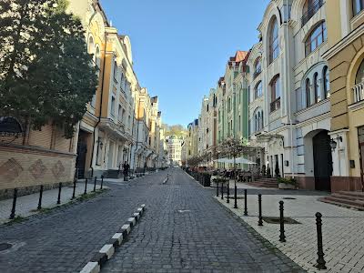 квартира по адресу Воздвиженская ул., 28/30