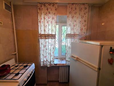 квартира за адресою Космонавтів вул., 23/2
