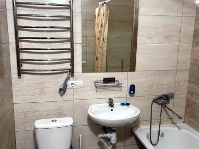 квартира за адресою Софії Русової вул., 5-Б