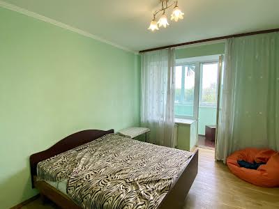 квартира за адресою Хмельницька вул., 10