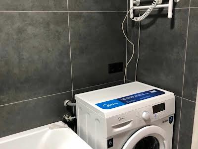 квартира за адресою Метрологічна вул., 7-Б