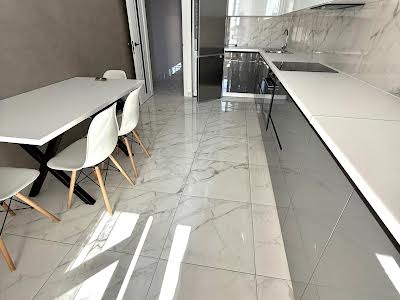 квартира по адресу Степана Бандеры просп., 36