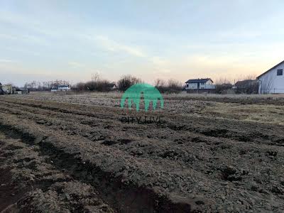 ділянка за адресою Лісова вул., 15