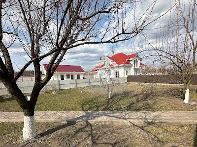 дом по адресу Фестивальна