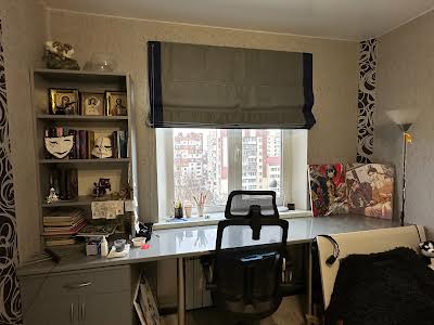 квартира за адресою Степана Бандери вул., 8