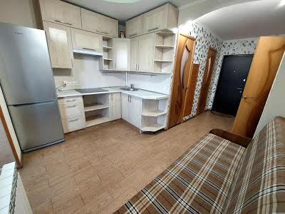 квартира за адресою Оноре де Бальзака вул., 68