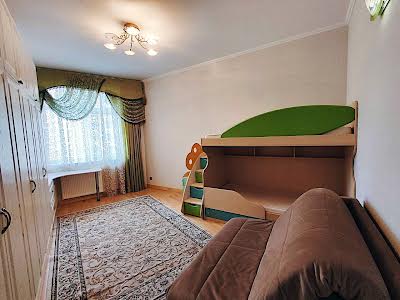 квартира за адресою Старонаводницька вул., 6-Б
