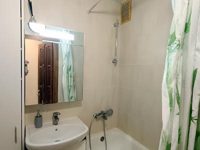 квартира по адресу Генерала Петрова ул., 48