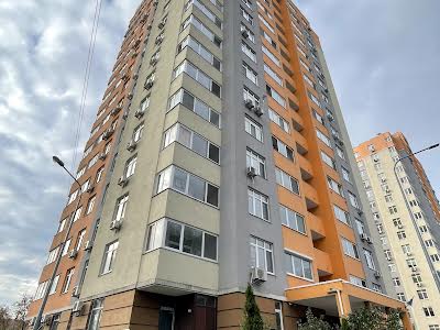 квартира за адресою Любомира Гузара просп. (Космонавта Комарова), 46Б