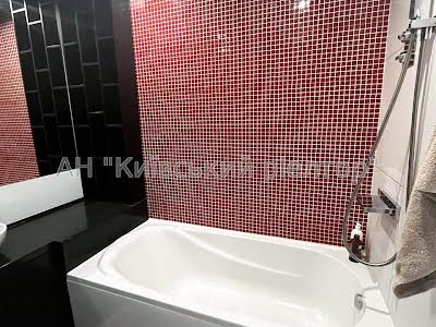 квартира по адресу Драгоманова ул., 2а