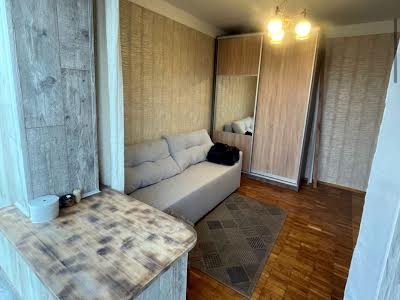квартира за адресою Героїв Дніпра вул., 25