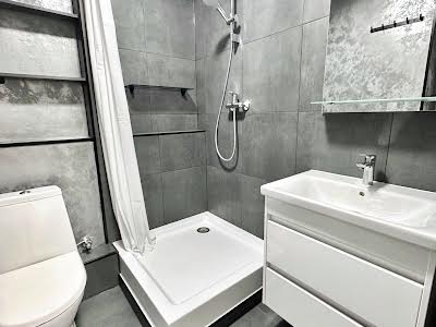 квартира за адресою Берковецька вул., 6
