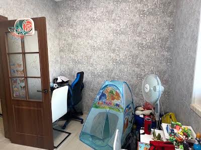 дом по адресу Евгена Коновальца ул. (Гліба Успенського), 45