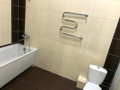 квартира за адресою Ревуцького вул., 9