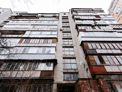 квартира по адресу Василия Тютюнника ул. (Анрі Барбюса), 5-Б