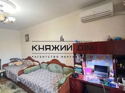 квартира по адресу Драгоманова ул., 14А