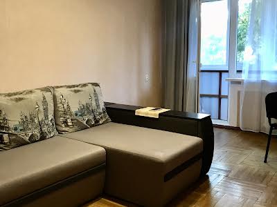 квартира за адресою Академіка Філатова вул., 49