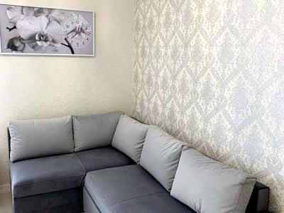 квартира за адресою Одеса, Перлинна вул., 1б
