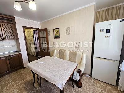 квартира за адресою Симиренка вул., 1-Г