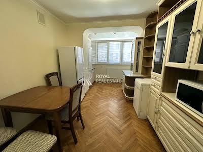 квартира за адресою Олександра Кониського вул., 16